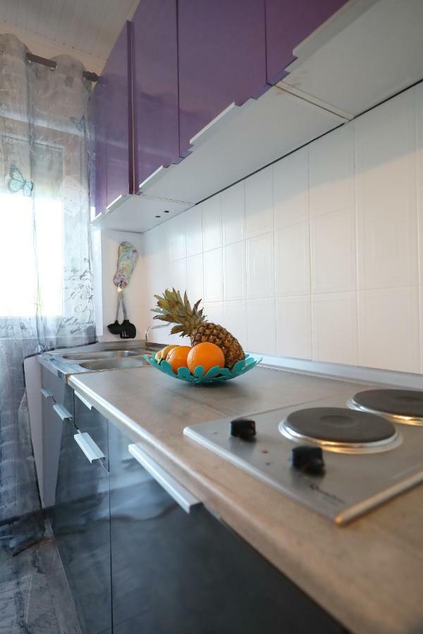Leona Apartment Sukosan Exterior photo